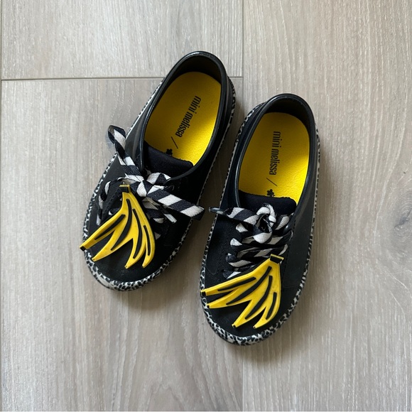 Mini Melissa x Fabula Banana Sneaker Collab Size 10T - Picture 1 of 5
